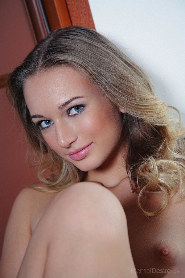 Алиса, 35